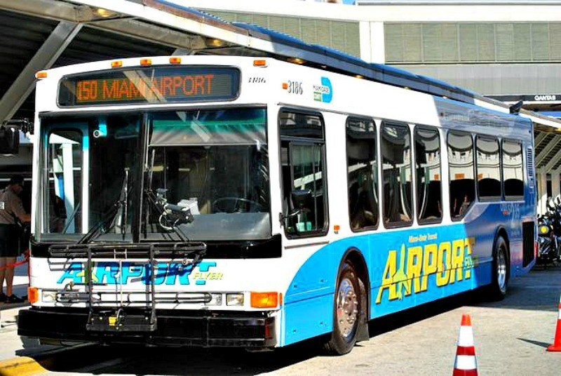 Miami-Airport-Flyer-Bus.jpg