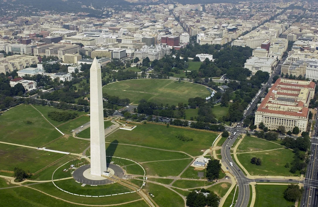 washington-dc-bus-rental.jpg